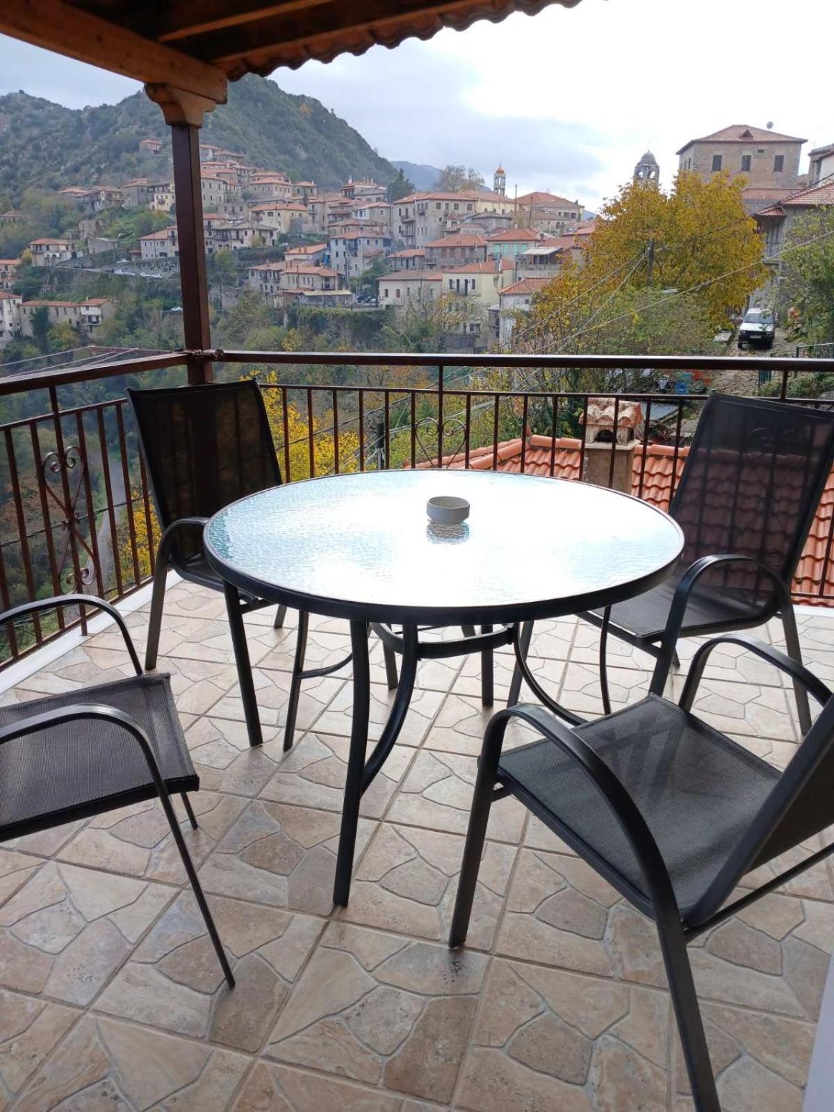 Family Home Dimitsana Exterior foto